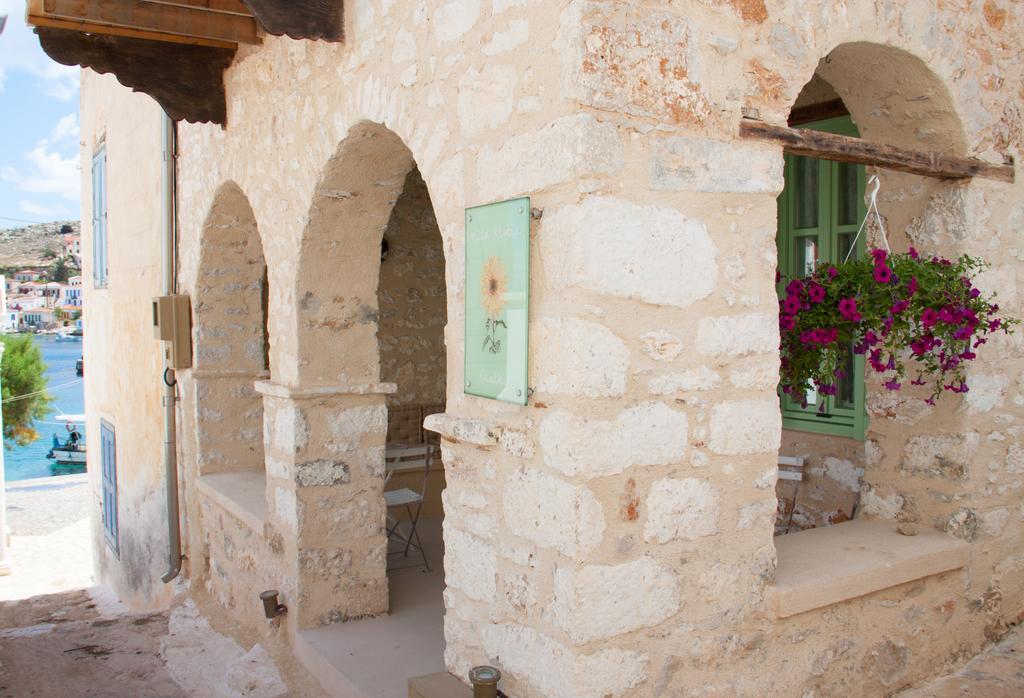 Klytia * Chalki Town
